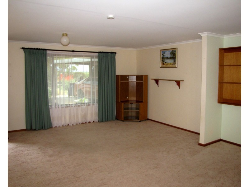 75 Hughes Avenue, Paringa SA 5340