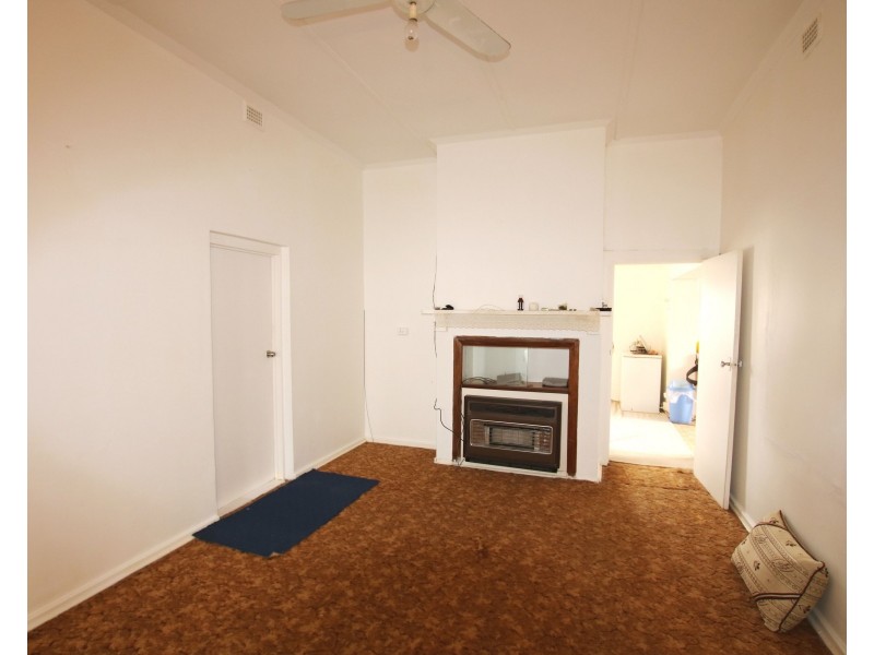 1a Matthews Street, Waikerie SA 5330