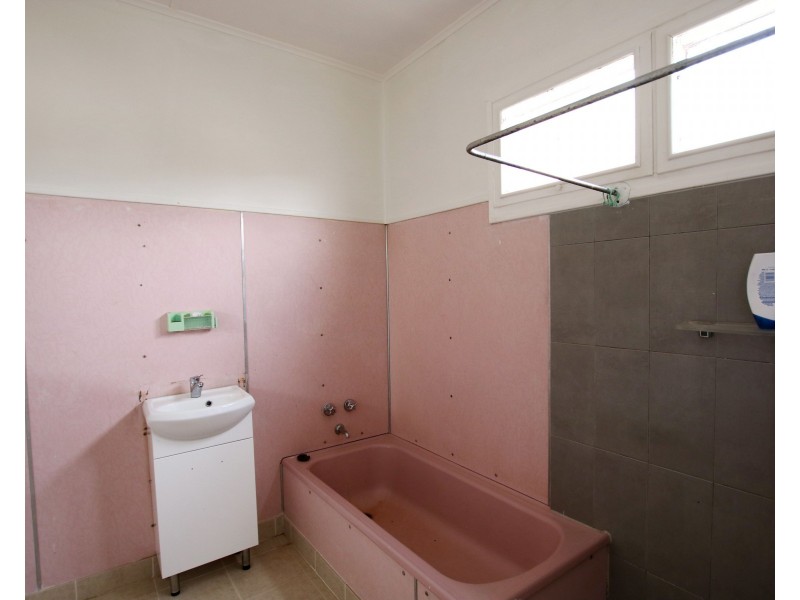 1a Matthews Street, Waikerie SA 5330