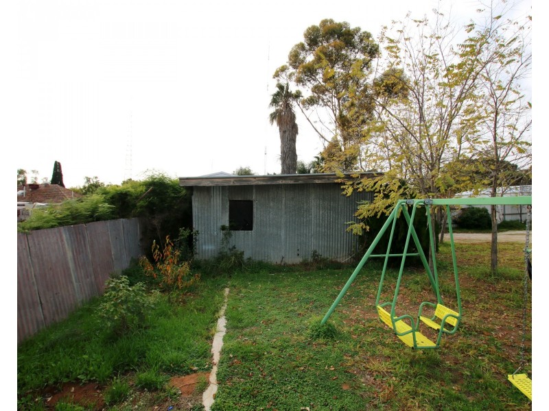 1a Matthews Street, Waikerie SA 5330