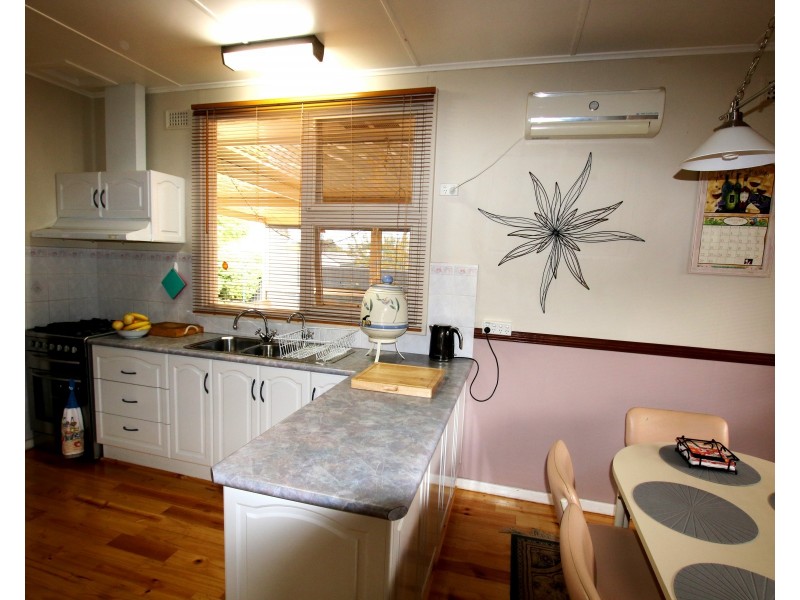 21 Second Street, Loxton SA 5333