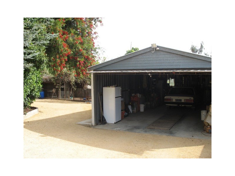 13 Sadlier Street, Loxton SA 5333