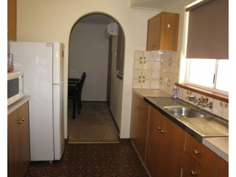 1A Trenaman Crescent, Berri SA 5343