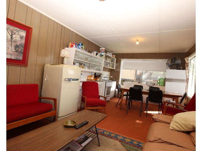26 Page Drive, Blanchetown SA 5357