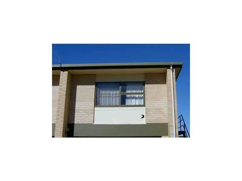 4/15 Lawrie Terrace, Waikerie SA 5330