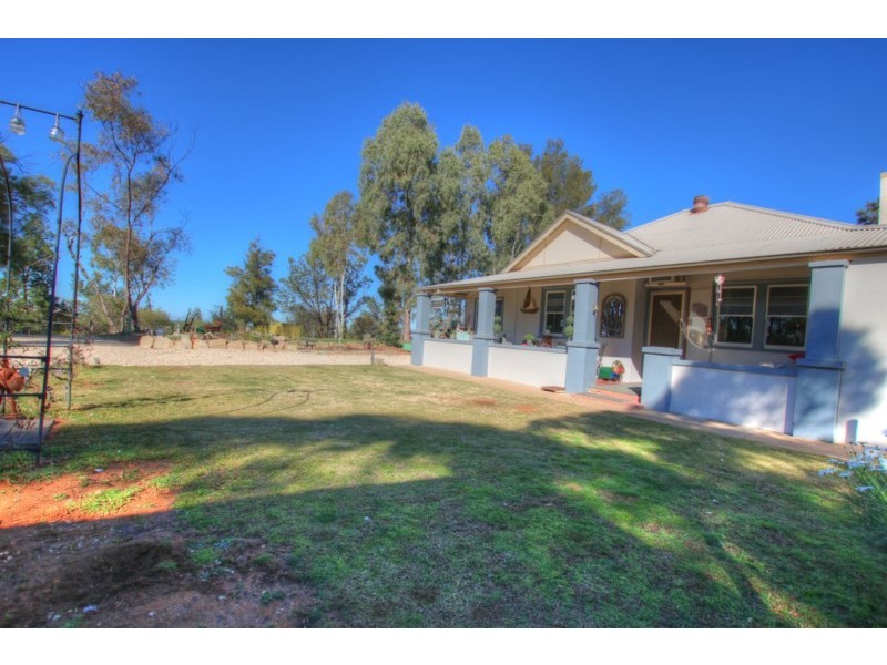 33 Bray Road, Glossop SA 5344