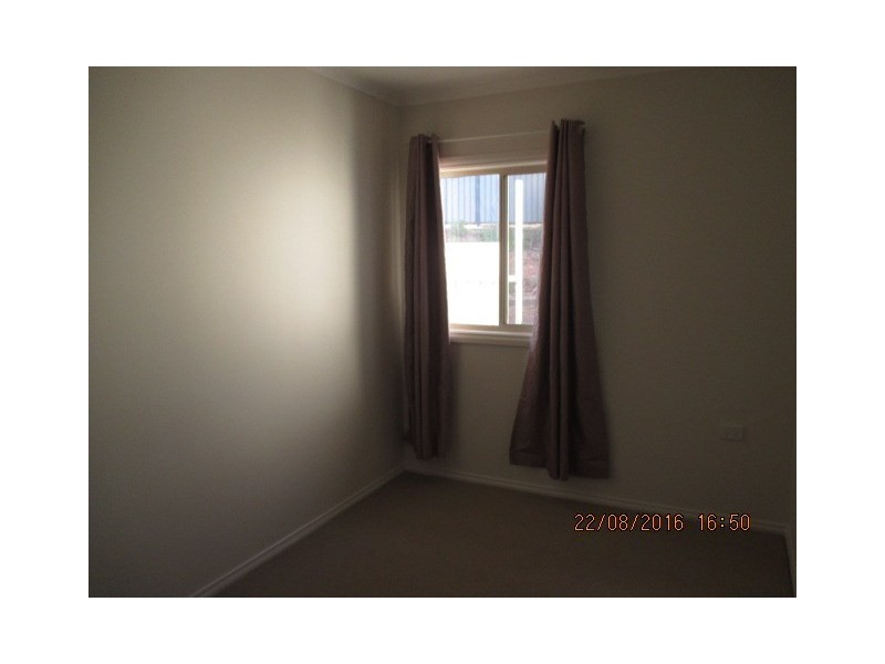 8/21 Guy Street, Berri SA 5343