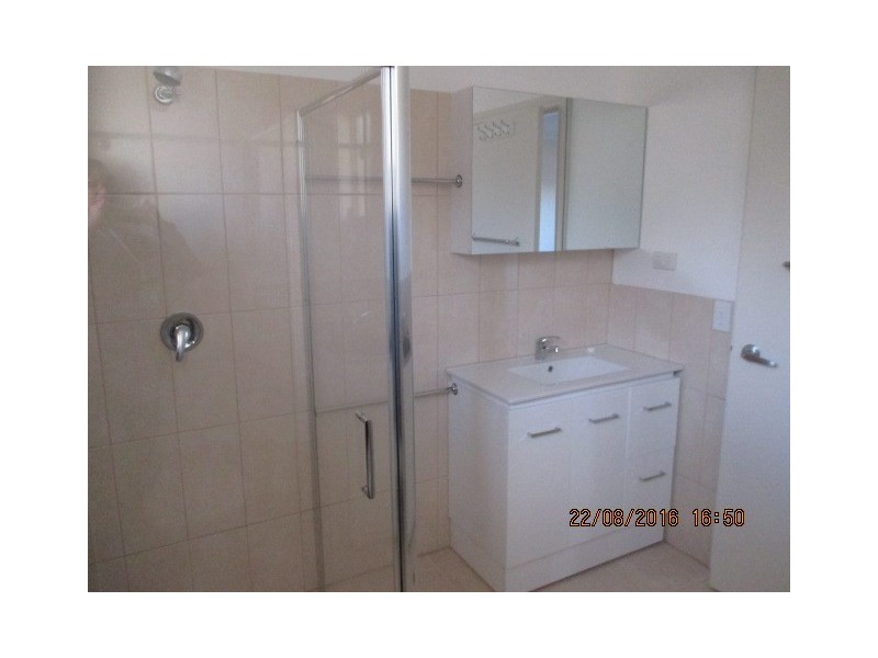 8/21 Guy Street, Berri SA 5343