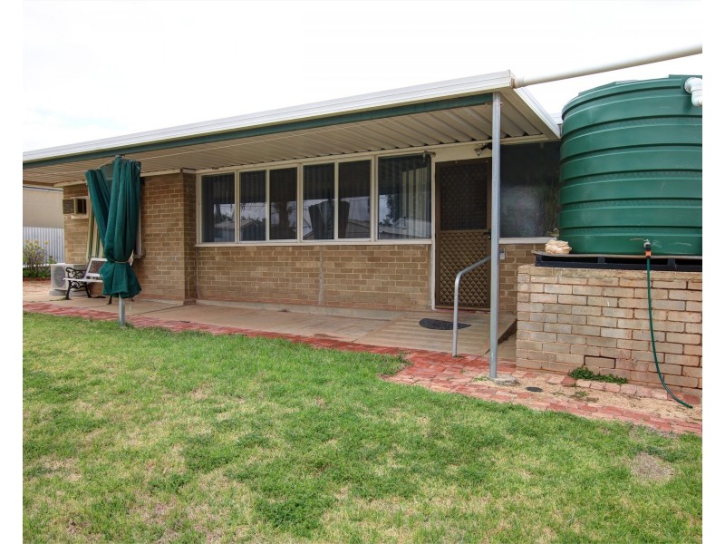 28 Coral Street, Loxton SA 5333