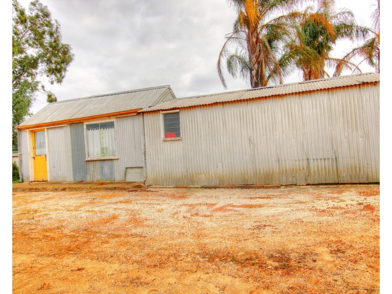 28 Coral Street, Loxton SA 5333