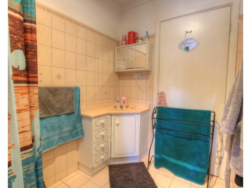 33 Bray Road Glossop, Berri SA 5343