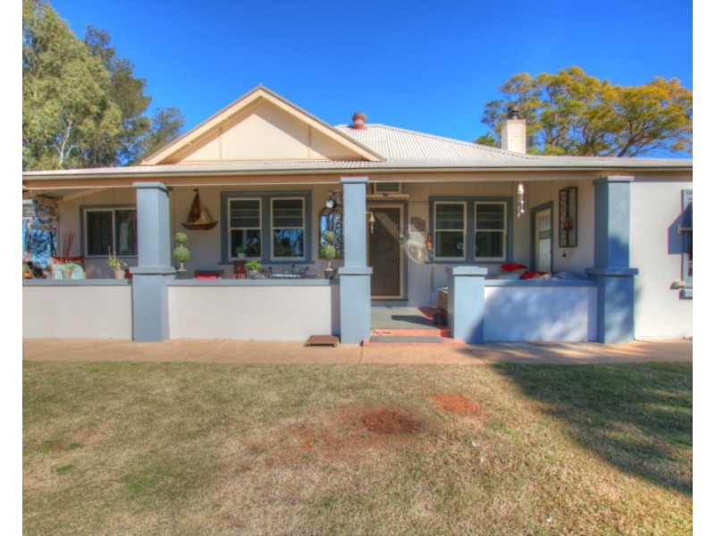 33 Bray Road Glossop, Berri SA 5343