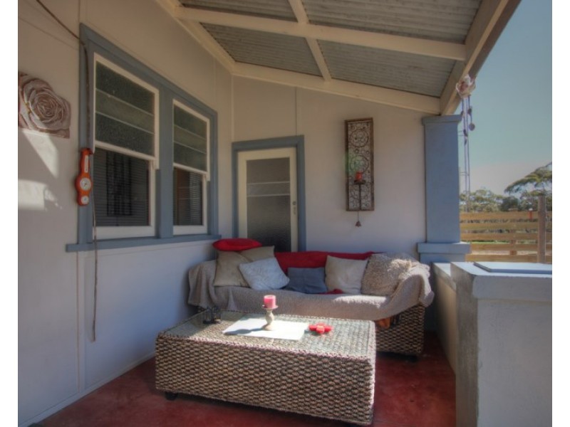 33 Bray Road Glossop, Berri SA 5343