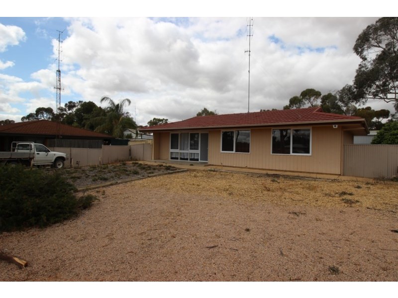 7 Smith Drive, Waikerie SA 5330