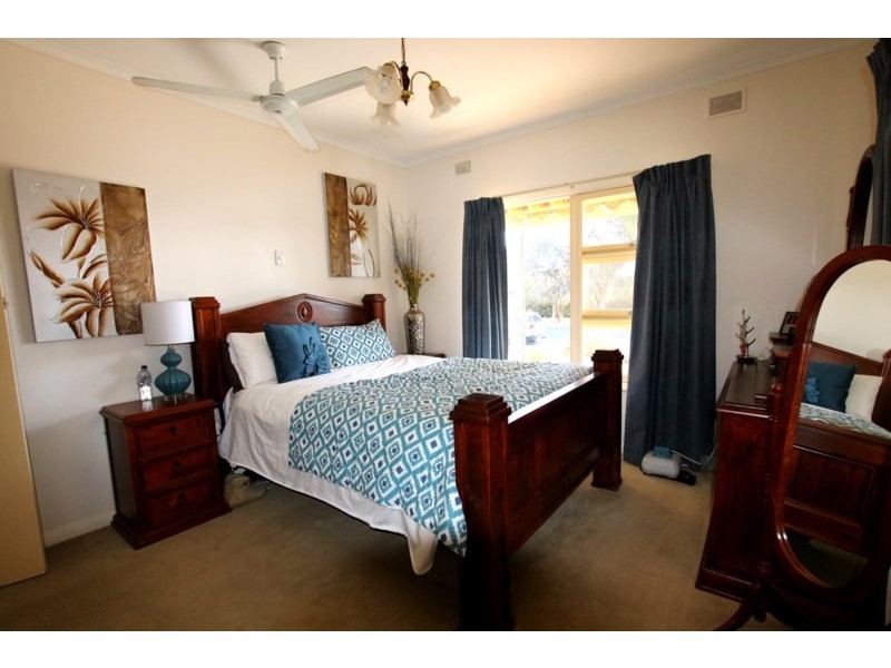 14 Nookamka Terrace, Barmera SA 5345