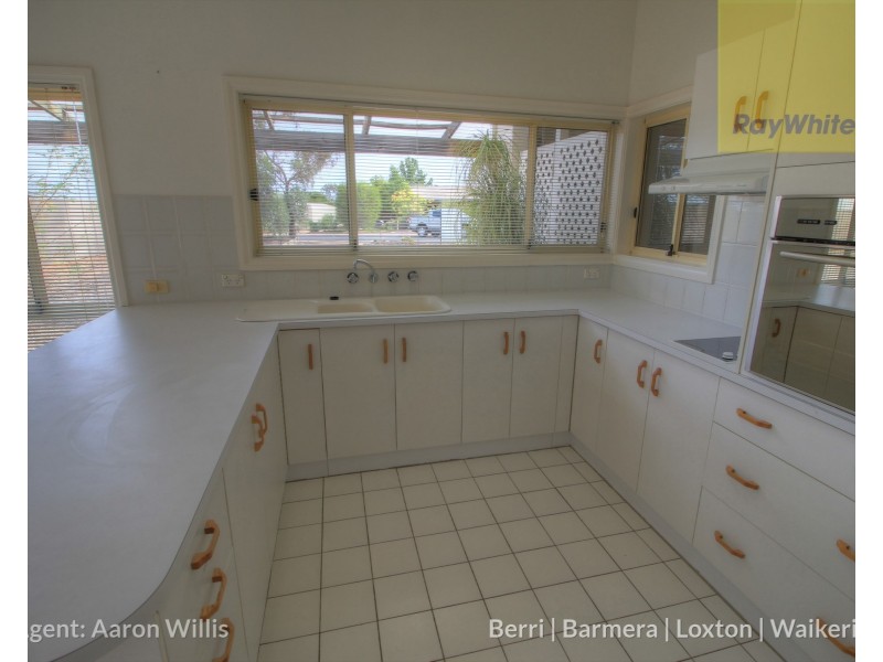 2 Links Crescent, Barmera SA 5345