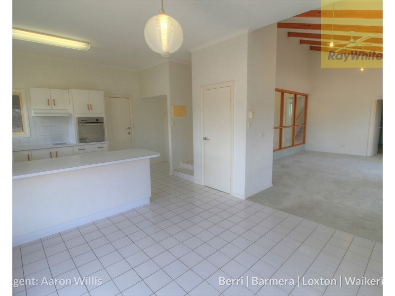 2 Links Crescent, Barmera SA 5345