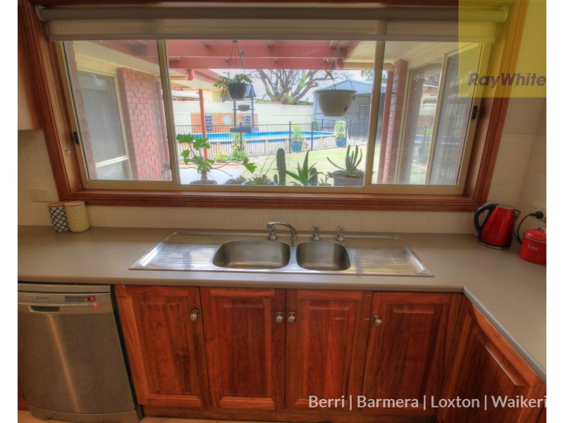 4 Crocker Crescent, Loxton SA 5333