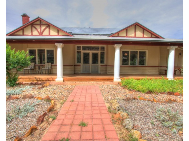 29 Old Sturt Highway, Berri SA 5343