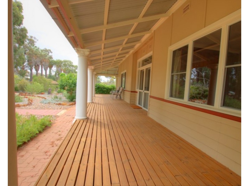 29 Old Sturt Highway, Berri SA 5343