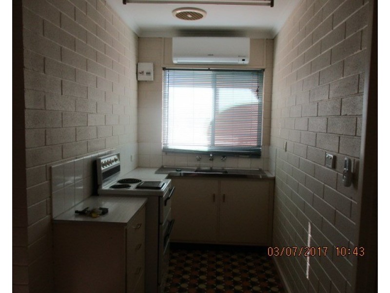 8/32 Hawdon Street, Barmera SA 5345