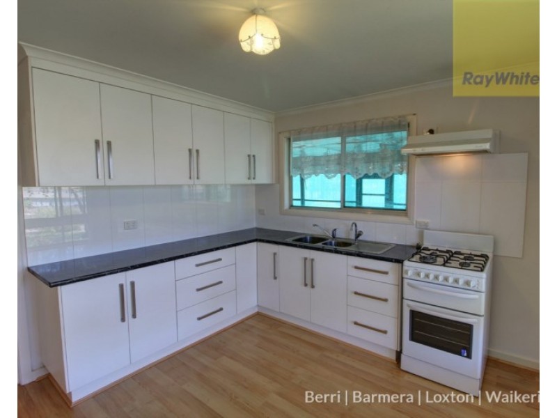 70 Tobruk Terrace, Loxton SA 5333