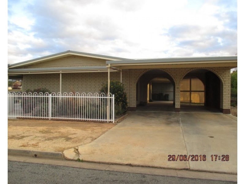 1 Hameister Avenue, Loxton SA 5333