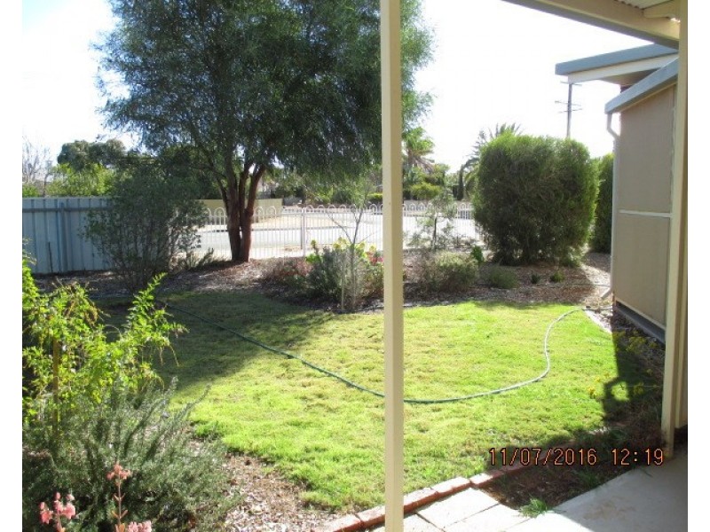 1 Hameister Avenue, Loxton SA 5333