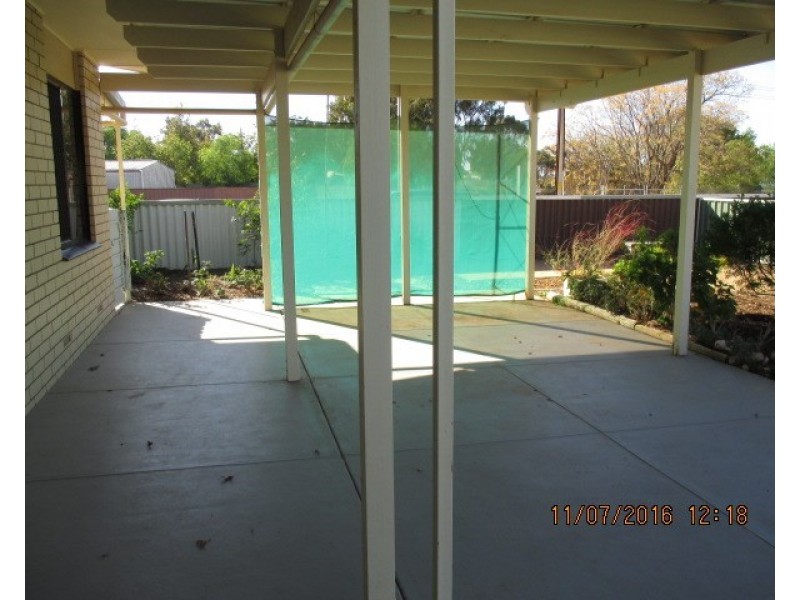 1 Hameister Avenue, Loxton SA 5333