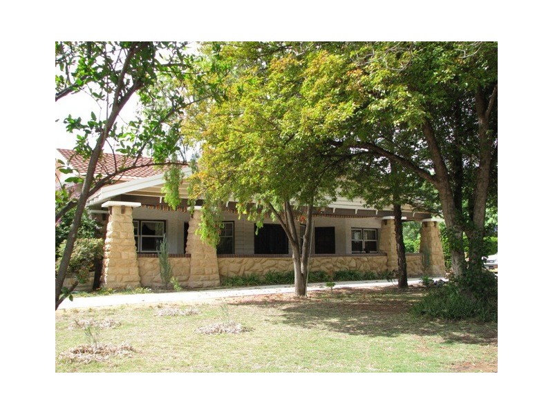 32 Thirteenth Street, Renmark SA 5341