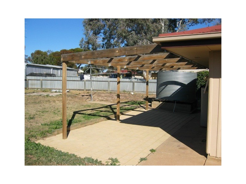 7 Smith Drive, Waikerie SA 5330