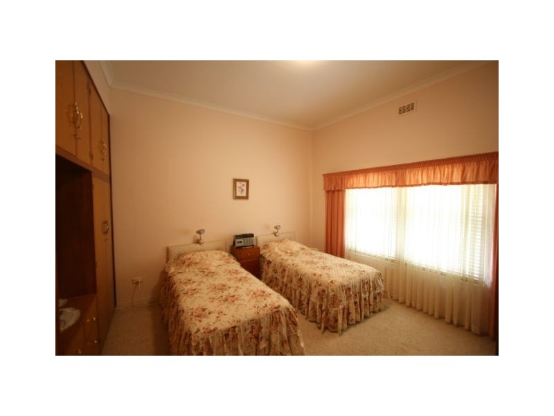 60 Tobruk Terrace, Loxton SA 5333