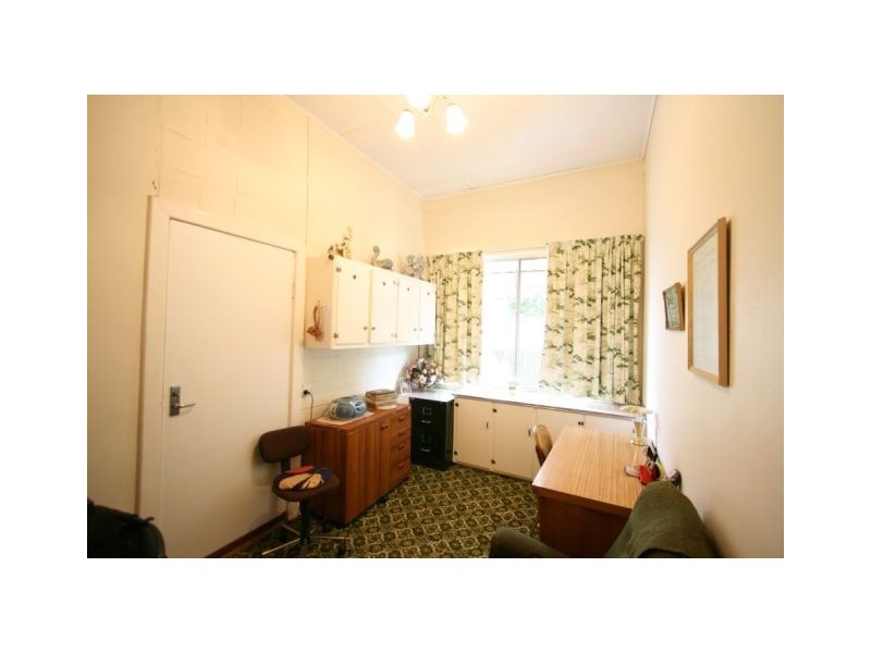 60 Tobruk Terrace, Loxton SA 5333