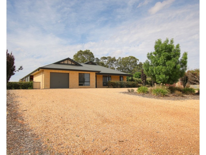 93 Checker Road, Waikerie SA 5330