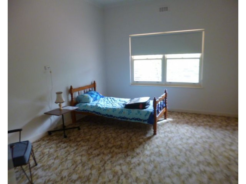 12 Pflaum Terrace, Loxton SA 5333