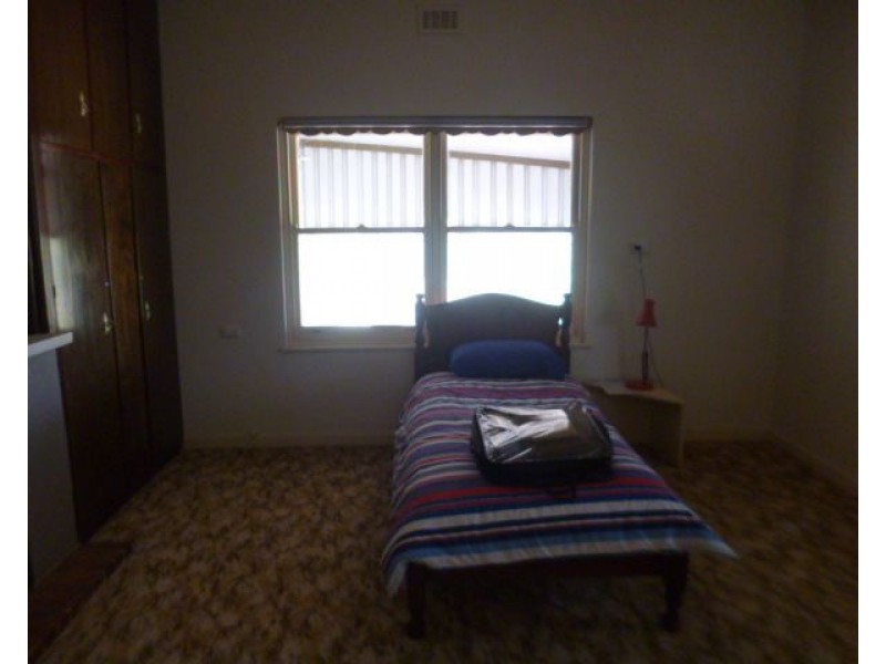 12 Pflaum Terrace, Loxton SA 5333