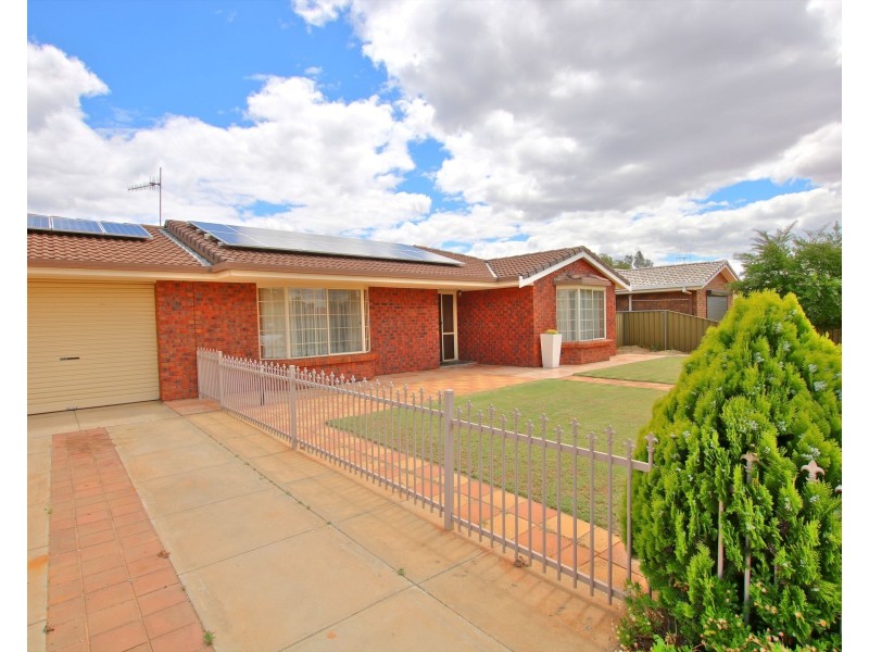 15 Phillips Road, Berri SA 5343