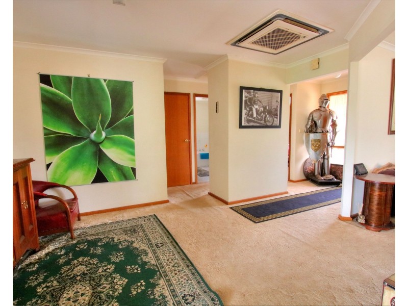 15 Phillips Road, Berri SA 5343