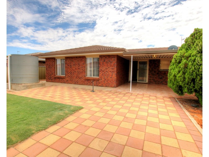 15 Phillips Road, Berri SA 5343