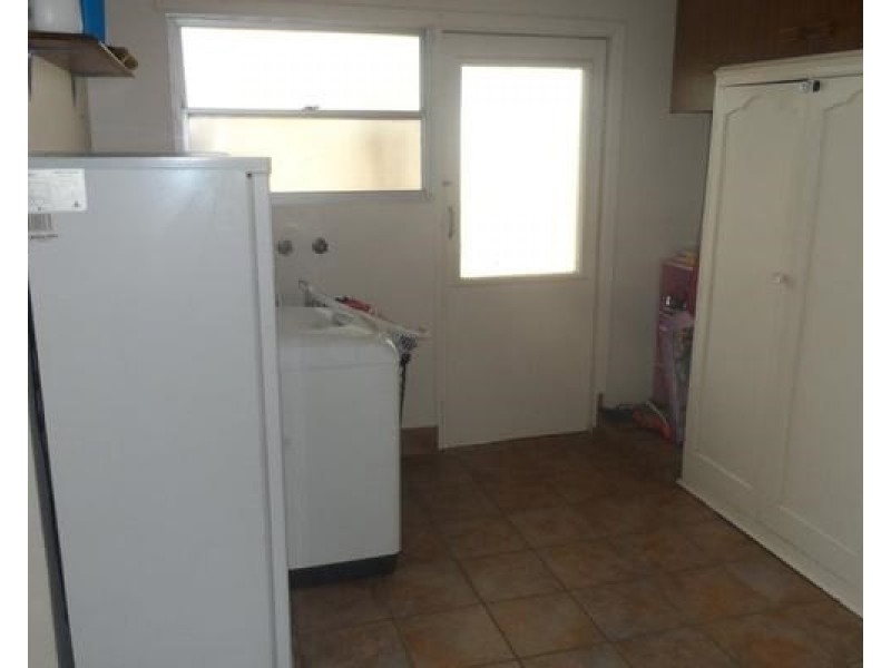 16 Nalara Avenue, Loxton SA 5333