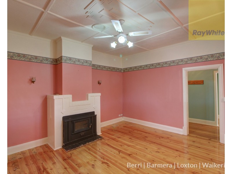 19 Sturt Street, Barmera SA 5345