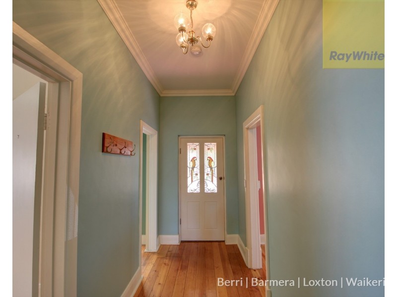 19 Sturt Street, Barmera SA 5345