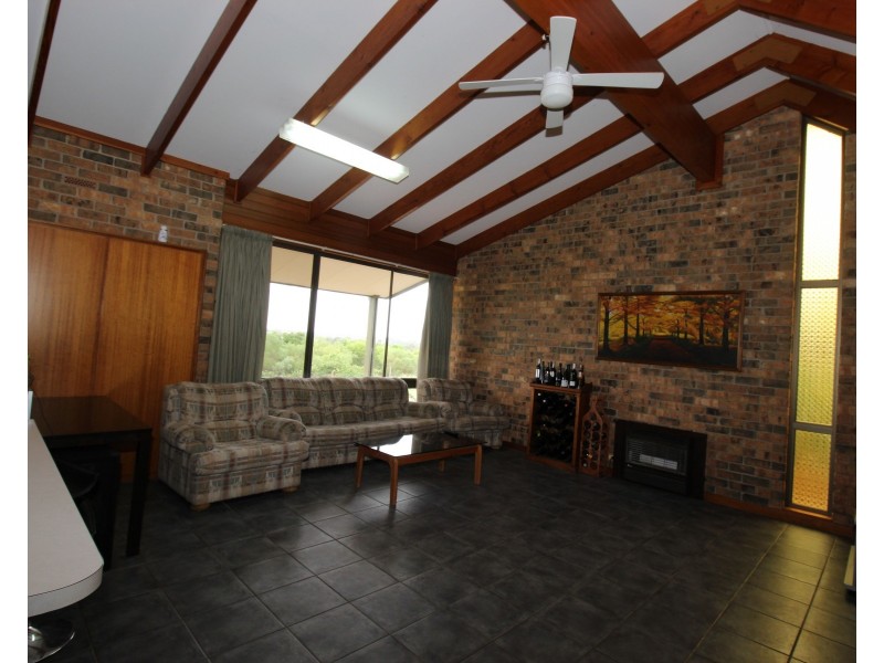 5 Elliott Road, Waikerie SA 5330