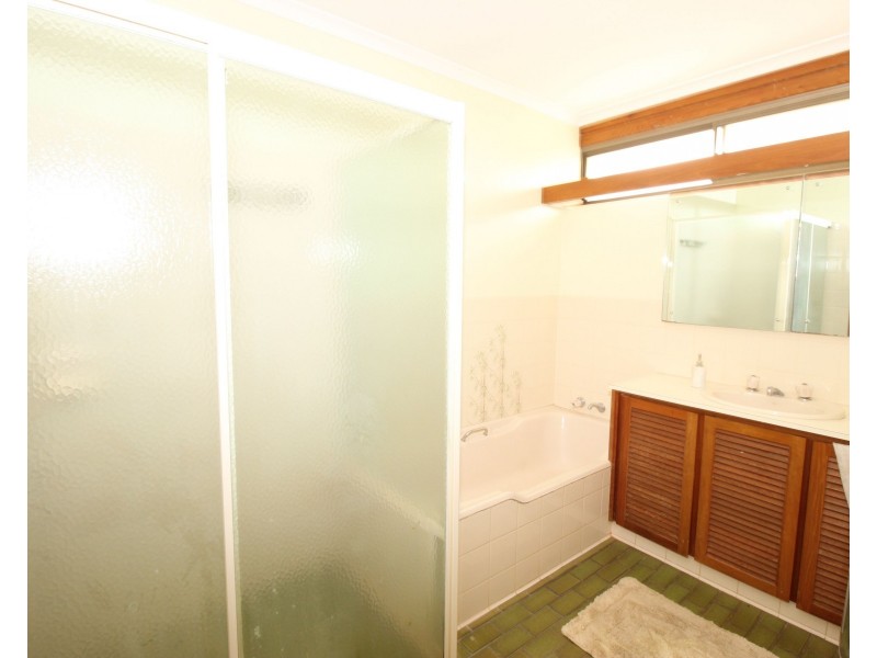 5 Elliott Road, Waikerie SA 5330