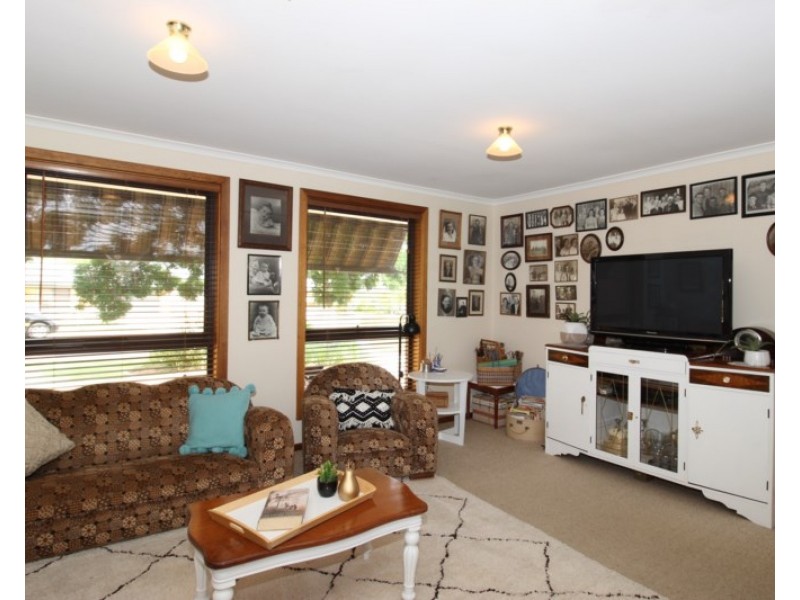 6 Webber Street, Waikerie SA 5330