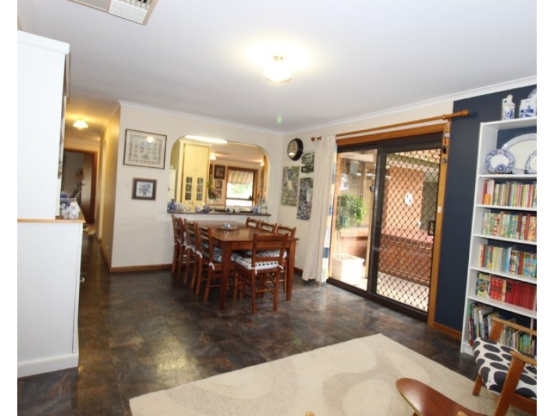 6 Webber Street, Waikerie SA 5330