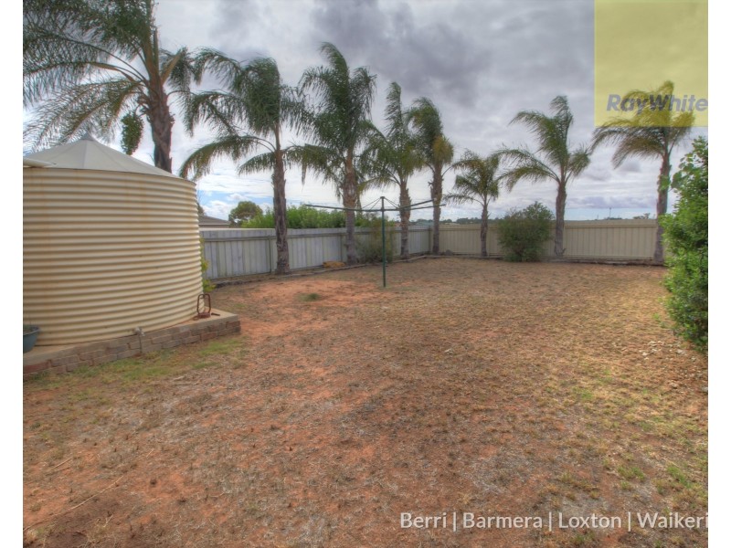 13 Klingberg Street, Loxton SA 5333