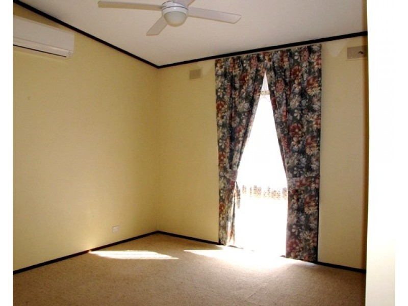 4 Collins Street, Barmera SA 5345