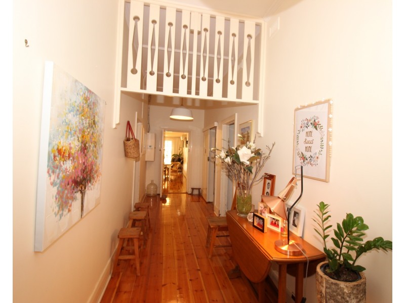 5 Henderson Street, Waikerie SA 5330