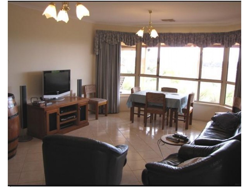 36 Wheatley Road, Loxton SA 5333